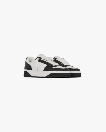 Add a timeless touch to your footwear collection with the Represent Leather Black Vintage White Shoes, designed to combine premium craftsmanship, classic style, and everyday comfort.